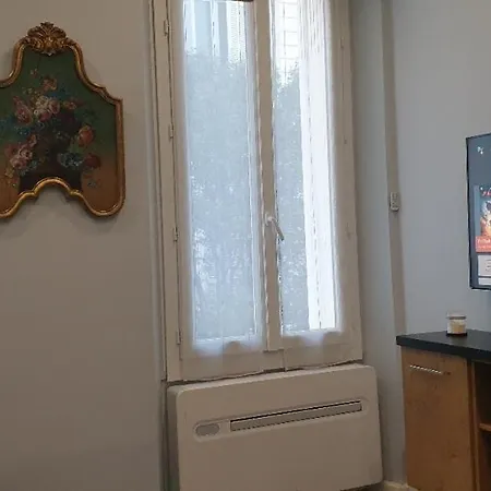 Διαμέρισμα Hoche One Bedroom *