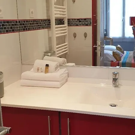 Hoche One Bedroom *